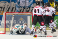 Tyler Beskorowany (Torwart, HC05 Banska Bystrica), Martin Nemcik (HC05 Banska Bystrica) und Gilbert Gabor (HC05 Banska Bystrica) im CHL-Gruppenspiel EHC Red Bull Muenchen gegen den HC 05 Banska Bystrica (Slowakei).Foto: Heike Feiner/Eibner Pressefoto