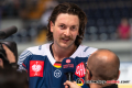 Konrad Abeltshauser (EHC Red Bull Muenchen) beim Fernsehinterview nach dem CHL-Gruppenspiel EHC Red Bull Muenchen gegen den HC 05 Banska Bystrica (Slowakei).Foto: Heike Feiner/Eibner Pressefoto