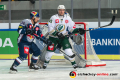 Yannic Seidenberg (EHC Red Bull Muenchen) verteidigt vor dem Tor von Danny aus den Birken (Torwart, EHC Red Bull Muenchen) gegen Jesper Olofsson (Faerjestad BK Karlstad) im Gruppenspiel der Champions Hockey League zwischen dem EHC Red Bull München und Färjestad Karlstad (Schweden) am 08.10..2019.