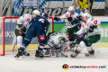 Daryl Boyle (EHC Red Bull Muenchen) und Maximilian Daubner (EHC Red Bull Muenchen) beschaeftigen die schwedische Abwehr im Gruppenspiel der Champions Hockey League zwischen dem EHC Red Bull München und Färjestad Karlstad (Schweden) am 08.10..2019.