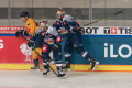 Chris Bourque (EHC Red Bull Muenchen) und Trevor Parkes (EHC Red Bull Muenchen) gegen Sebastian Strandberg (Djurgarden IF Stockholm) im Viertelfinal-Rückspiel der Champions Hockey League zwischen dem EHC Red Bull München und Djurgarden IF Stockholm (Schweden) am 10.12.2019.