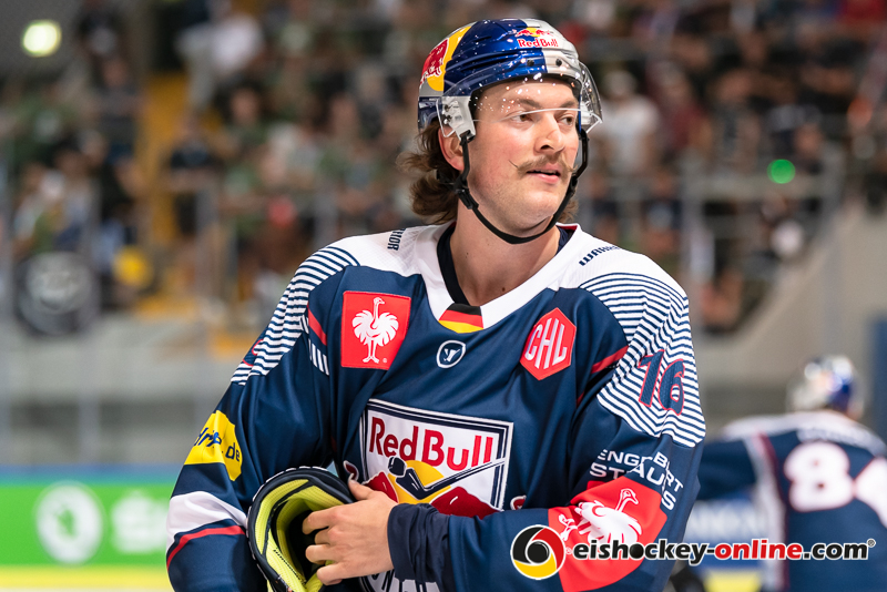 Konrad Abeltshauser (EHC Red Bull Muenchen) im Gruppenspiel der Champions Hockey League zwischen dem EHC Red Bull München und dem HC Ambri-Piotta (Schweiz) am 29.08.2019.