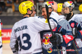 Marco Mueller (HC Ambri-Piotta) und Derek Roy (EHC Red Bull Muenchen) beim Shakehands im Gruppenspiel der Champions Hockey League zwischen dem EHC Red Bull München und dem HC Ambri-Piotta (Schweiz) am 29.08.2019.