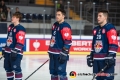 Justin Schuetz (EHC Red Bull Muenchen), Ryan Button (EHC Red Bull Muenchen) und Tobias Eder (EHC Red Bull Muenchen) vor demm Gruppenspiel im Rahmen der Champions Hockey League zwischen dem EHC Red Bull München und den Malmö Redhawks (Schweden) am 09.10.2018.