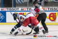 Bully zwischen Patrick Hager (EHC Red Bull Muenchen) und Sergei Drozd (Yunost Minsk) im Achtelfinal-Rückspiel der Champions Hockey League zwischen dem EHC Red Bull München und Yunost Minsk (Weißrussland) am 20.11.2019.