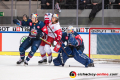 Keith Aulie (EHC Red Bull Muenchen) und Thomas Raffl (EC Red Bull Salzburg) vor dem Tor von Danny aus den Birken (Torwart, EHC Red Bull Muenchen) im Halbfinal-Hinspiel der Champions Hockey League zwischen dem EHC Red Bull München und dem EC Red Bull Salzburg (Österreich) am 08.01.2019.