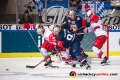 Bobby Raymond (EC Red Bull Salzburg) und Alexander Cijan (EC Red Bull Salzburg) gegen Maximilian Kastner (EHC Red Bull Muenchen) und Ryan Button (EHC Red Bull Muenchen) im Halbfinal-Hinspiel der Champions Hockey League zwischen dem EHC Red Bull München und dem EC Red Bull Salzburg (Österreich) am 08.01.2019.