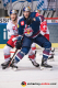 John Hughes (EC Red Bull Salzburg) und Trevor Parkes (EHC Red Bull Muenchen) im Halbfinal-Hinspiel der Champions Hockey League zwischen dem EHC Red Bull München und dem EC Red Bull Salzburg (Österreich) am 08.01.2019.