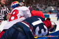 Keilerei zwischen Brent Regner (EC Red Bull Salzburg) und Michael Wolf (EHC Red Bull Muenchen) im Halbfinal-Hinspiel der Champions Hockey League zwischen dem EHC Red Bull München und dem EC Red Bull Salzburg (Österreich) am 08.01.2019.
