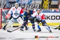 Justin Shugg (EHC Red Bull Muenchen) und Santeri Alatalo (EV Zug) vor dem Tor von Tobias Stephan (Torwart, EV Zug) im Achtelfinal-Hinspiel der Champions Hockey League zwischen dem EHC Red Bull München und dem EV Zug (Schweiz) am 06.11.2018.