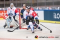 Frank Mauer (EHC Red Bull Muenchen)  und Santeri Alatalo (EV Zug) vor dem Tor von Tobias Stephan (Torwart, EV Zug) Foto: Heike Feiner/Eibner Pressefoto