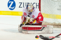 Steve Michalek (Torwart, EC Red Bull Salzburg) beim Sichern eines Pucks im Halbfinal-Rückspiel der Champions Hockey League zwischen dem EC Red Bull Salzburg (Österreich) und dem EHC Red Bull München am 16.01.2019.