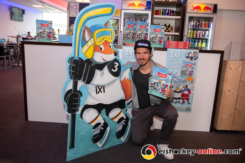 Felix Neureuther bei der Pressekonferenz zur Buchvorstellung von Ixi und die coolen Huskys von Autor Felix Neureuther am 17.09.2018 im Olympiaeisstadion in München.Foto: Heike Feiner/Eibner Pressefoto