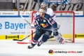 Yasin Ehliz (EHC Red Bull Muenchen) vor Dennis Endras (Torwart, Adler Mannheim) in der Hauptrundenbegegnung der Deutschen Eishockey Liga zwischen dem EHC Red Bull München und den Adler Mannheim am 09.12.2018.