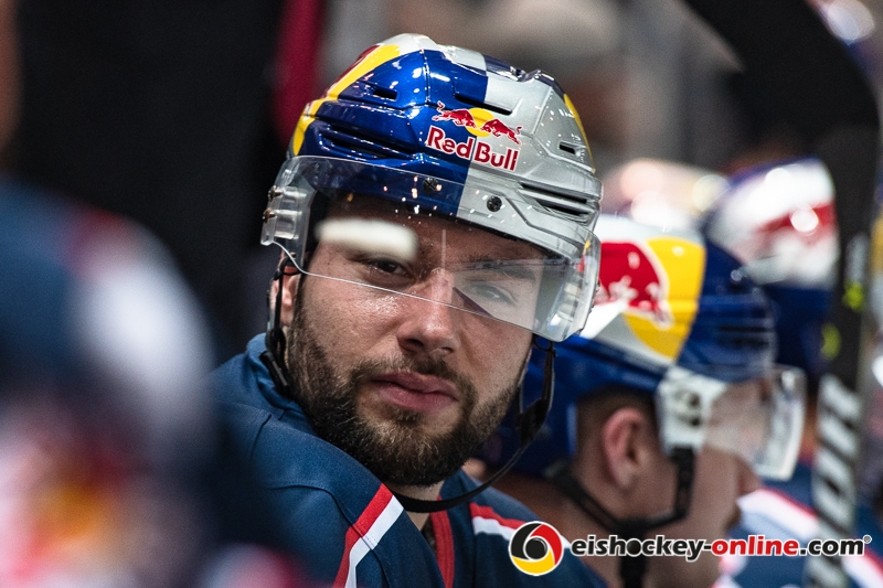 Andreas Eder (EHC Red Bull Muenchen) in der Hauptrundenbegegnung der Deutschen Eishockey Liga zwischen dem EHC Red Bull München und den Eisbären Berlin am 01.11.2018.