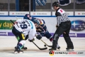 Colin Smith (Eisbaeren Berlin) beim Bully mit Matt Stajan (EHC Red Bull Muenchen) in der Hauptrundenbegegnung der Deutschen Eishockey Liga zwischen dem EHC Red Bull München und den Eisbären Berlin am 01.11.2018.