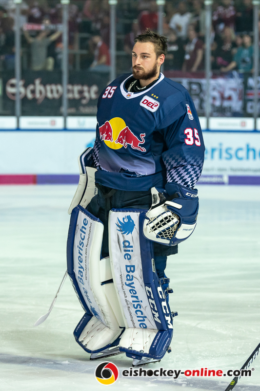 Kevin Reich (Torwart, EHC Red Bull Muenchen) bei den Starting Six in der Hauptrundenbegegnung der Deutschen Eishockey Liga zwischen dem EHC Red Bull München und den Eisbären Berlin am 22.09.2019.