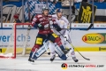 Danny aus den Birken (Torwart, EHC Red Bull Muenchen) und Keith Aulie (EHC Red Bull Muenchen) verteidigen gegen James Sheppard (Eisbaeren Berlin) in der Hauptrundenbegegnung der Deutschen Eishockey Liga zwischen dem EHC Red Bull München und den Eisbären Berlin am 28.12.2018.