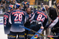 Timeout an der Münchner Bank in der Hauptrundenbegegnung der Deutschen Eishockey Liga zwischen dem EHC Red Bull München und den Fischtown Pinguins Bremerhaven am 03.03.2019.