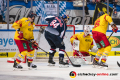 Patrick Koeppchen (Duesseldorfer EG), Mathias Niederberger (Torwart, Duesseldorfer EG) und Alexandre Picard (Duesseldorfer EG) verteidigen gegen Trevor Parkes (EHC Red Bull Muenchen) in der Hauptrundenbegegnung der Deutschen Eishockey Liga zwischen dem EHC Red Bull München und der Düsseldorfer EG am 03.02.2019.