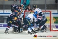 Kevin Reich (Torwart, EHC Red Bull Muenchen), Patrick Hager (EHC Red Bull Muenchen), Ryan Button (EHC Red Bull Muenchen) und Jakob Mayenschein (EHC Red Bull Muenchen) verteidigen gegen Jerry DAmigo (ERC Ingolstadt Panther) und Darin Olver (ERC Ingolstadt Panther) in der Hauptrundenbegegnung der Deutschen Eishockey Liga zwischen dem EHC Red Bull München und den Ingolstadt Panthern am 07.10.2018.