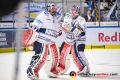 Nach vier Gegentreffern im ersten Drittel wird Sebastian Dahm (Torwart, Iserlohn Roosters) durch Mathias Lange (Torwart, Iserlohn Roosters) im Gehäuse abgelöst in der Hauptrundenbegegnung der Deutschen Eishockey Liga zwischen dem EHC Red Bull München und den Iserlohn Roosters am 28.10.2018.