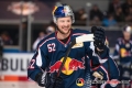 Patrick Hager (EHC Red Bull Muenchen) war nach langer Verletzungspause wieder mit dabei in der Hauptrundenbegegnung der Deutschen Eishockey Liga zwischen dem EHC Red Bull München und den Kölner Haien am 14.12.2018.