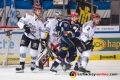 Sebastian Uvira (Koelner Haie), Hannibal Weitzmann (Torwart, Koelner Haie) und Corey Potter (Koelner Haie) verteidigen gegen Maximilian Kastner (EHC Red Bull Muenchen) in der Hauptrundenbegegnung der Deutschen Eishockey Liga zwischen dem EHC Red Bull München und den Kölner Haien am 14.12.2018.