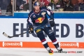 Auch Kapitän Michael Wolf (EHC Red Bull Muenchen) war nach langer Verletzungspause wieder mit im Team in der Hauptrundenbegegnung der Deutschen Eishockey Liga zwischen dem EHC Red Bull München und den Kölner Haien am 14.12.2018.