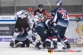 Mächtig Betrieb vor dem Tor von Kevin Reich (Torwart, EHC Red Bull Muenchen) in der Hauptrundenbegegnung der Deutschen Eishockey Liga zwischen dem EHC Red Bull München und den Kölner Haien am 14.12.2018.