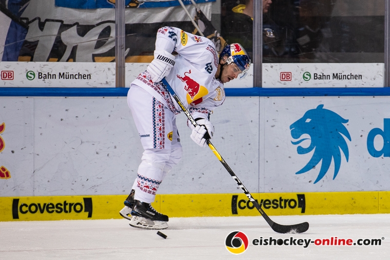 Yasin Ehliz (EHC Red Bull Muenchen) in der Hauptrundenbegegnung der Deutschen Eishockey Liga zwischen dem EHC Red Bull München und den Adler Mannheim am 21.12.2018.