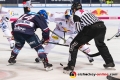 Garrett Festerling (Adler Mannheim) beim Bully mit Matt Stajan (EHC Red Bull Muenchen) in der Hauptrundenbegegnung der Deutschen Eishockey Liga zwischen dem EHC Red Bull München und den Adler Mannheim am 21.12.2018.