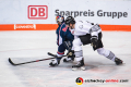 Oliver Mebus (Thomas Sabo Ice Tigers) verfolgt Trevor Parkes (EHC Red Bull Muenchen) in der Hauptrundenbegegnung der Deutschen Eishockey Liga zwischen dem EHC Red Bull München und den Thomas Sabo ice Tigers am 02.01.2019.