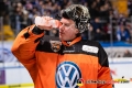 David Leggio (Torwart, Grizzlys Wolfsburg) beim Warmup in der Hauptrundenbegegnung der Deutschen Eishockey Liga zwischen dem EHC Red Bull München und den Grizzlys Wolfsburg am 02.12.2018.