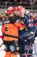 Shakehands zwischen Jeremy Dehner (Grizzlys Wolfsburg) und Maximilian Kastner (EHC Red Bull Muenchen) in der Hauptrundenbegegnung der Deutschen Eishockey Liga zwischen dem EHC Red Bull München und den Grizzlys Wolfsburg am 02.12.2018.