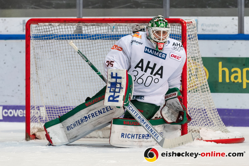 Markus Keller (Torwart, Augsburger Panther) in der Hauptrundenbegegnung der Deutschen Eishockey Liga zwischen dem EHC Red Bull München und den Augsburger Panthern am 20.12.2019.