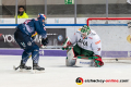 Jason Jaffray (EHC Red Bull Muenchen) bei seinem Treffer zum 5:0 gegen Markus Keller (Torwart, Augsburger Panther) in der Hauptrundenbegegnung der Deutschen Eishockey Liga zwischen dem EHC Red Bull München und den Augsburger Panthern am 20.12.2019.