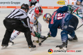 Bully zwischen Adam Payerl (Augsburger Panther) und Jason Jaffray (EHC Red Bull Muenchen) in der Hauptrundenbegegnung der Deutschen Eishockey Liga zwischen dem EHC Red Bull München und den Augsburger Panthern am 20.12.2019.