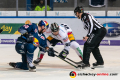 Maximilian Kastner (EHC Red Bull Muenchen) beim Bully mit James Sheppard (Eisbaeren Berlin) in der Hauptrundenbegegnung der Deutschen Eishockey Liga zwischen dem EHC Red Bull München und den Eisbären Berlin am 24.01.2020.