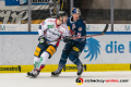 Jonas Mueller (Eisbaeren Berlin) und Jason Jaffray (EHC Red Bull Muenchen) in der Hauptrundenbegegnung der Deutschen Eishockey Liga zwischen dem EHC Red Bull München und den Eisbären Berlin am 24.01.2020.