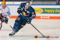 Mark Voakes (EHC Red Bull Muenchen) in der Hauptrundenbegegnung der Deutschen Eishockey Liga zwischen dem EHC Red Bull München und den Fischtown Pinguins Bremerhaven am 16.02.2020.