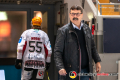 Teammanager Alfred Prey (Fischtown Pinguins Bremerhaven) in der Hauptrundenbegegnung der Deutschen Eishockey Liga zwischen dem EHC Red Bull München und den Fischtown Pinguins Bremerhaven am 16.02.2020.