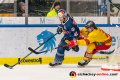 Yasin Ehliz (EHC Red Bull Muenchen) und Patrick Buzas (Duesseldorfer EG) in der Hauptrundenbegegnung der Deutschen Eishockey Liga zwischen dem EHC Red Bull München und der Düsseldorfer EG am 23.02.2020.