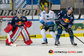 Danny aus den Birken (Torwart, EHC Red Bull Muenchen) und Keith Aulie (EHC Red Bull Muenchen) verteidigen gegen Brandon Mashinter (ERC Ingolstadt Panther) in der Hauptrundenbegegnung der Deutschen Eishockey Liga zwischen dem EHC Red Bull München und den Ingolstadt Panthern am 21.02.2020.