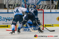 Dustin Friesen (ERC Ingolstadt Panther) gegen Trevor Parkes (EHC Red Bull Muenchen) vor dem Tor von Jochen Reimer (Torwart, ERC Ingolstadt Panther) in der Hauptrundenbegegnung der Deutschen Eishockey Liga zwischen dem EHC Red Bull München und dem ERC Ingolstadt am 26.12.2019.