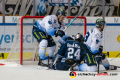 Mike Collins (ERC Ingolstadt Panther), Jochen Reimer (Torwart, ERC Ingolstadt Panther) und Maury Edwards (ERC Ingolstadt Panther) verteidigen gegen Bobby Sanguinetti (EHC Red Bull Muenchen) in der Hauptrundenbegegnung der Deutschen Eishockey Liga zwischen dem EHC Red Bull München und dem ERC Ingolstadt am 26.12.2019.