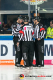 Linesman Joshua Roemer, Linesman Andreas Hofer, Hauptschiedsrichter Bastian Steingross und Hauptschiedsrichter Daniel Piechaczek beraten sich im Spiel Red Bull Muenchen gegen die Iserlohn Roosters am 19.01.2020.