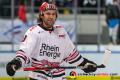 Jon Matsumoto (Koelner Haie) in der Hauptrundenbegegnung der Deutschen Eishockey Liga zwischen dem EHC Red Bull München und den Kölner Haien am 10.01.2020.