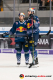 Chris Bourque (EHC Red Bull Muenchen) und Trevor Parkes (EHC Red Bull Muenchen) warten auf die Rückkehr der Schiedsrichter vom Videobeweis in der Hauptrundenbegegnung der Deutschen Eishockey Liga zwischen dem EHC Red Bull München und den Kölner Haien am 10.01.2020.