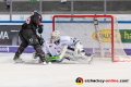 Mark Voakes (EHC Red Bull Muenchen) scheitert an Jeff Zatkoff (Torwart, Straubing Tigers) im Spiel Red Bull Muenchen gegen die Straubing Tigers am 06.03.2020.Foto: Heike Feiner/Eibner Pressefoto